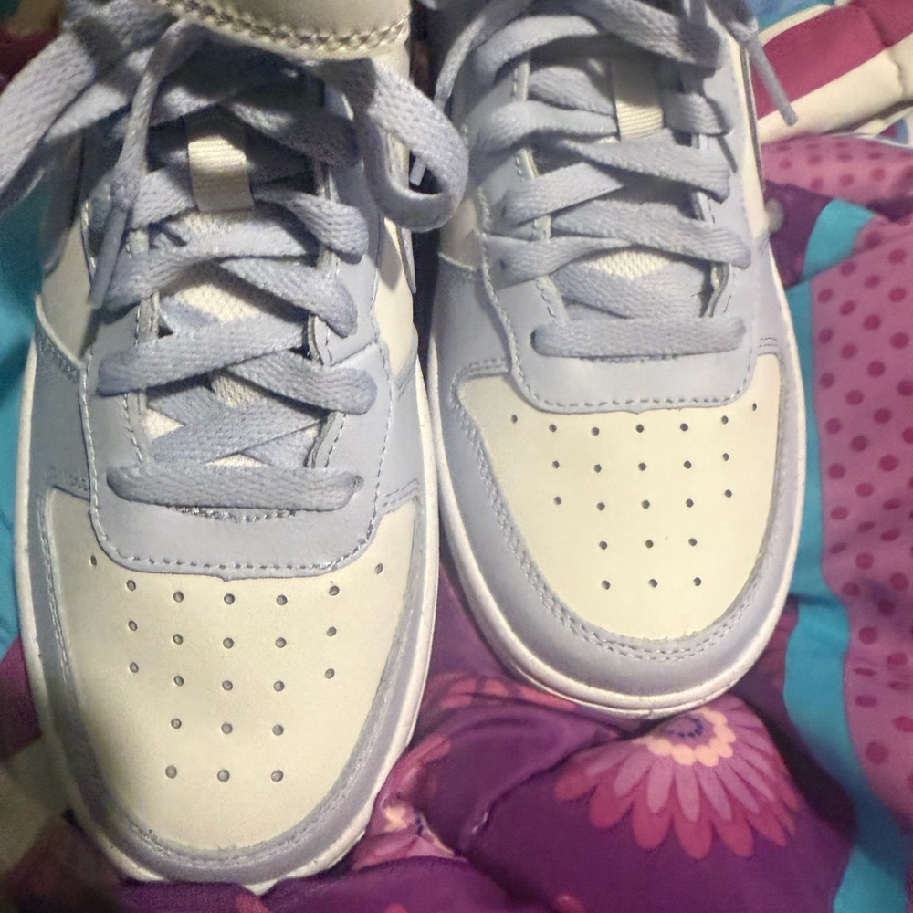 Nike Kids Light Blue and White Sneakers